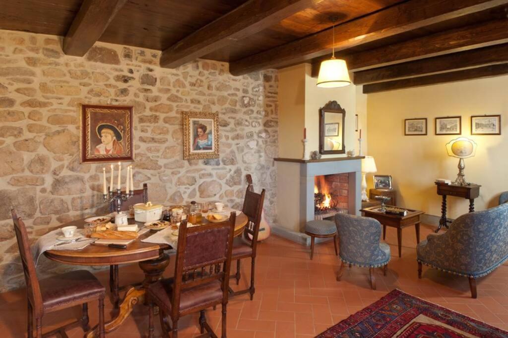 Villa Liz Tuscany, Private Pool, Hot Tub, Property Fenced, Pets Allowed Poppi Luaran gambar