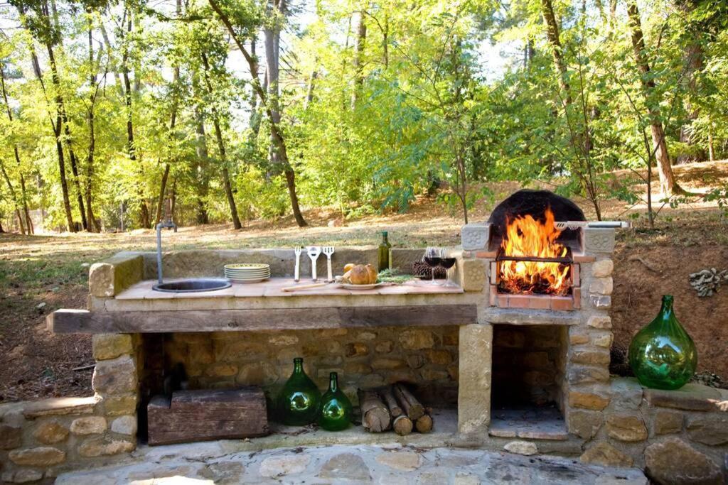 Villa Liz Tuscany, Private Pool, Hot Tub, Property Fenced, Pets Allowed Poppi Luaran gambar