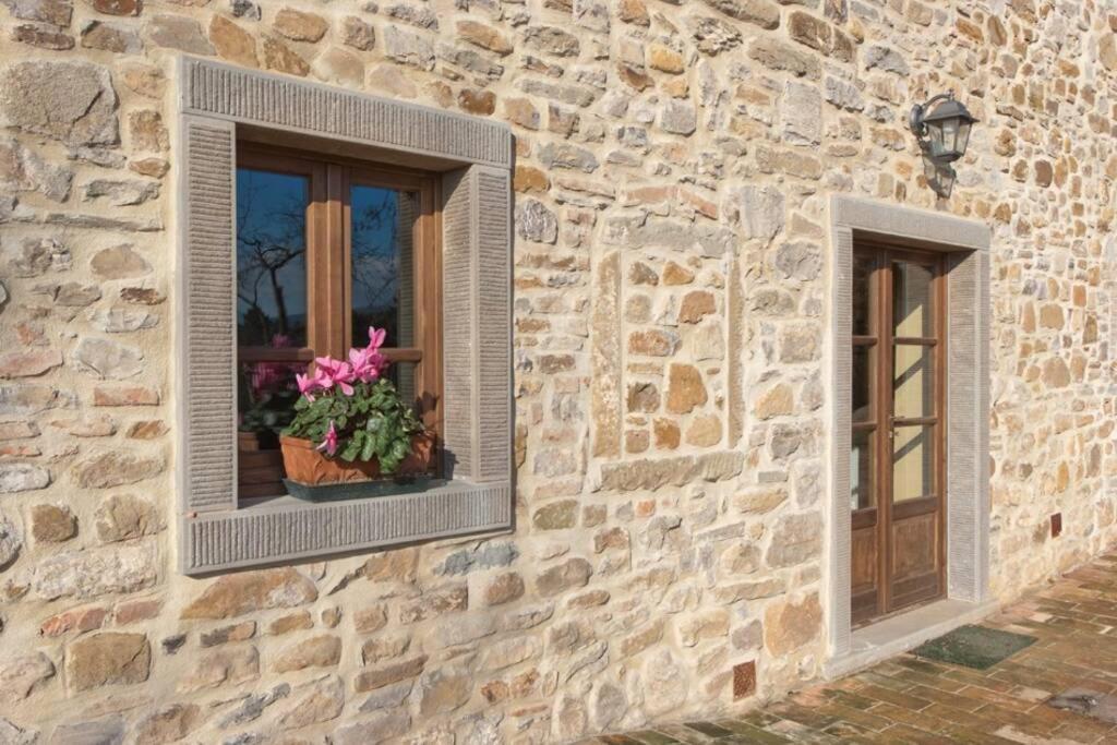 Villa Liz Tuscany, Private Pool, Hot Tub, Property Fenced, Pets Allowed Poppi Luaran gambar