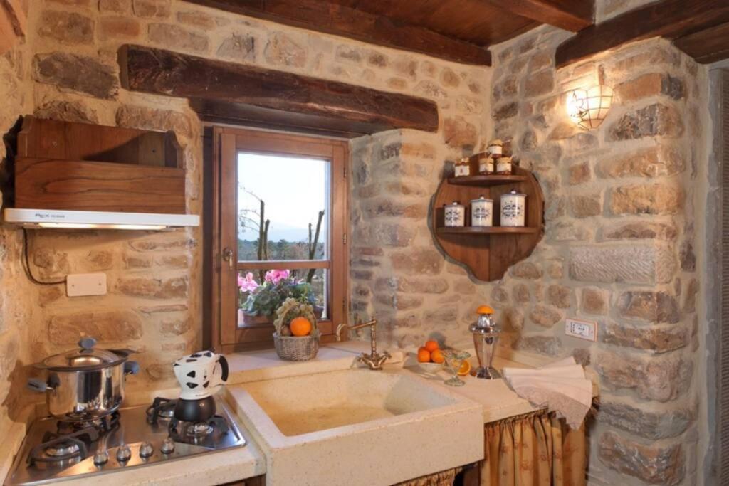 Villa Liz Tuscany, Private Pool, Hot Tub, Property Fenced, Pets Allowed Poppi Luaran gambar