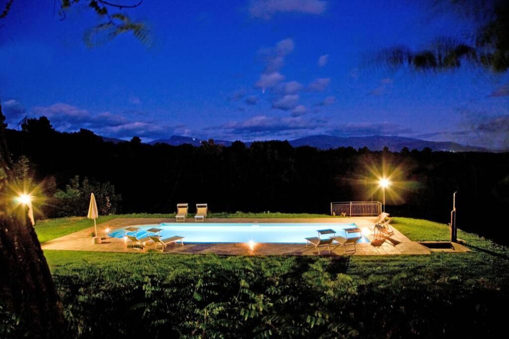 Villa Liz Tuscany, Private Pool, Hot Tub, Property Fenced, Pets Allowed Poppi Luaran gambar