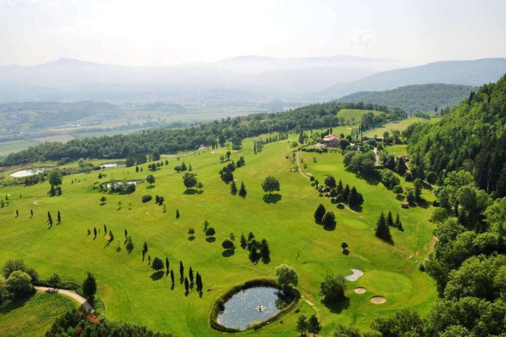 Villa Liz Tuscany, Private Pool, Hot Tub, Property Fenced, Pets Allowed Poppi Luaran gambar