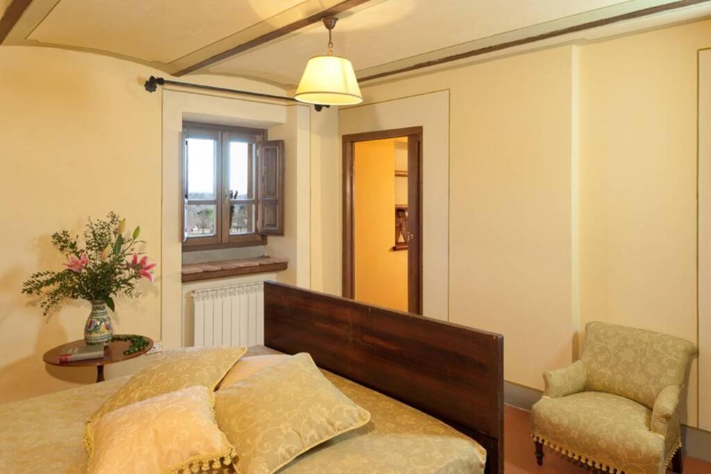 Villa Liz Tuscany, Private Pool, Hot Tub, Property Fenced, Pets Allowed Poppi Luaran gambar